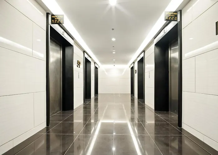 Makati Penthouse With Views Manila