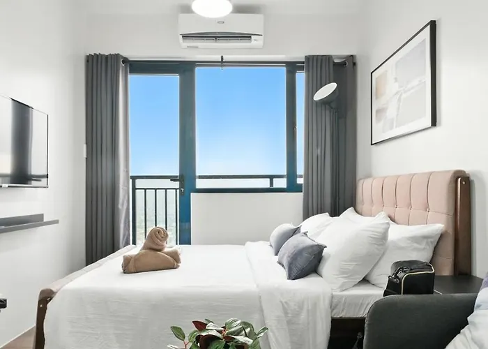 Makati Penthouse With Views Guest house *