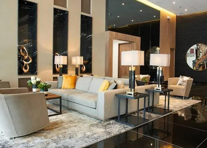 Makati Penthouse With Views Manila