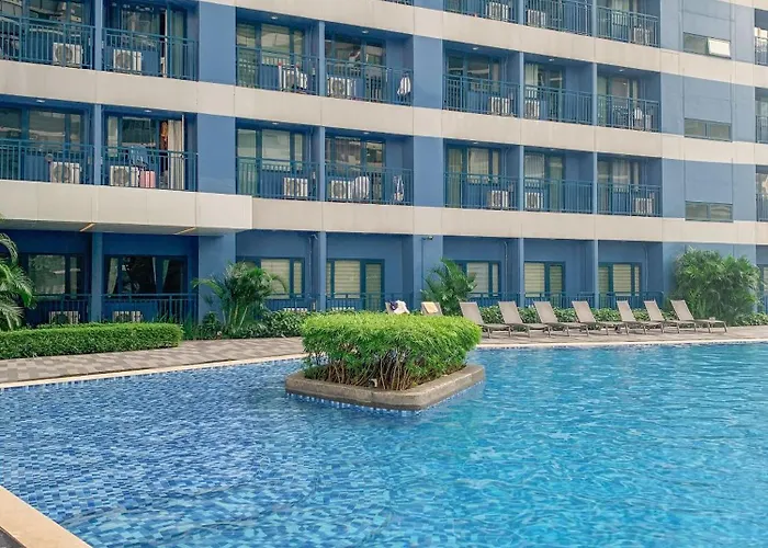 Makati Penthouse With Views * Manila